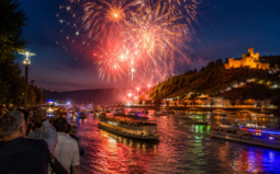 Rhein in Flammen