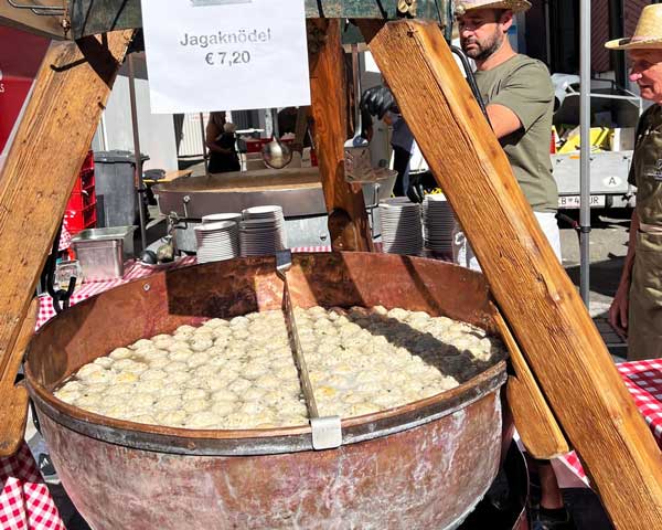 Knödelfest in St. Johann
