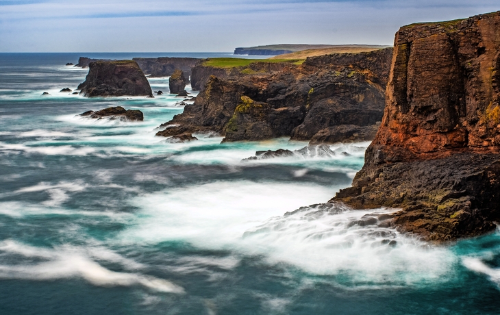 Westküste der Shetlandinseln bei Eshaness - © Oliver - stock.adobe.com