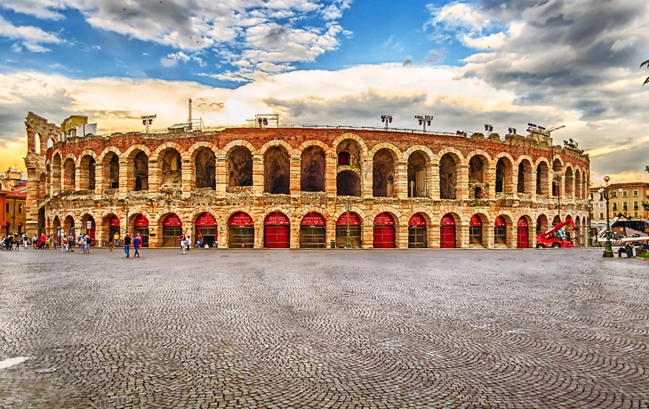 Arena von Verona, Italien - © marcorubino - stock.adobe.com