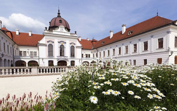 © Posztós János - Fotolia - Königsschloss in Godollo nahe Budapest, Ungarn