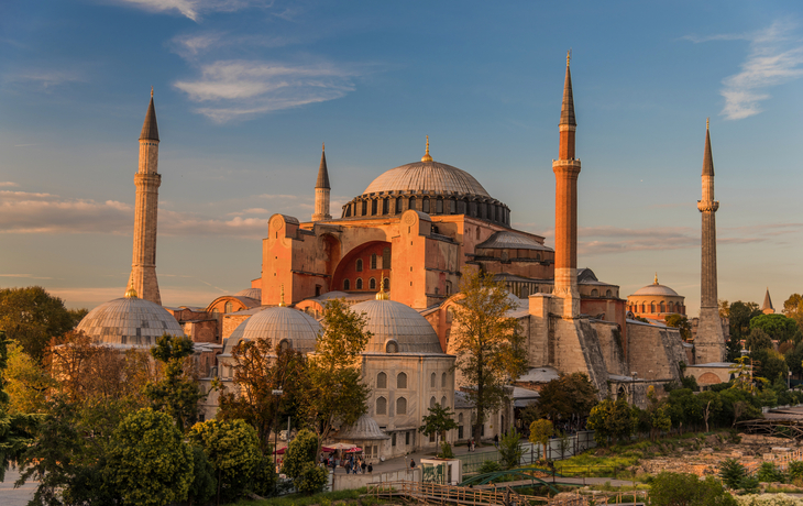 © anahtiris - stock.adobe.com - Hagia Sophia