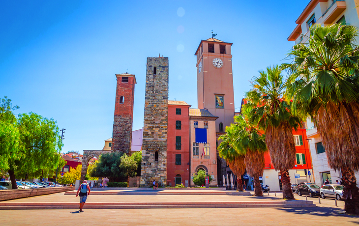 © Olena Zn - stock.adobe.com - Savona in Ligurien