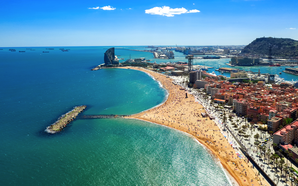 Barcelonas Strände und Hafen - © Shevdinov - stock.adobe.com