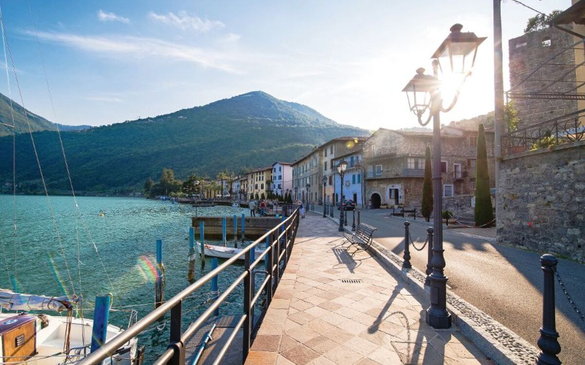 Lago d'Iseo - © Riccardo Meloni - Fotolia
