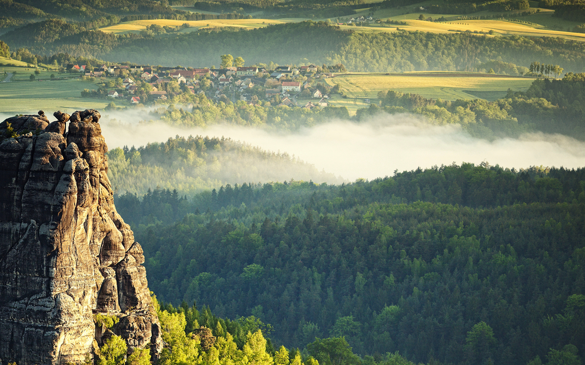 Schrammsteine des Elbsandsteingebirges in Sachsen, Deutschland - © andregleichmann