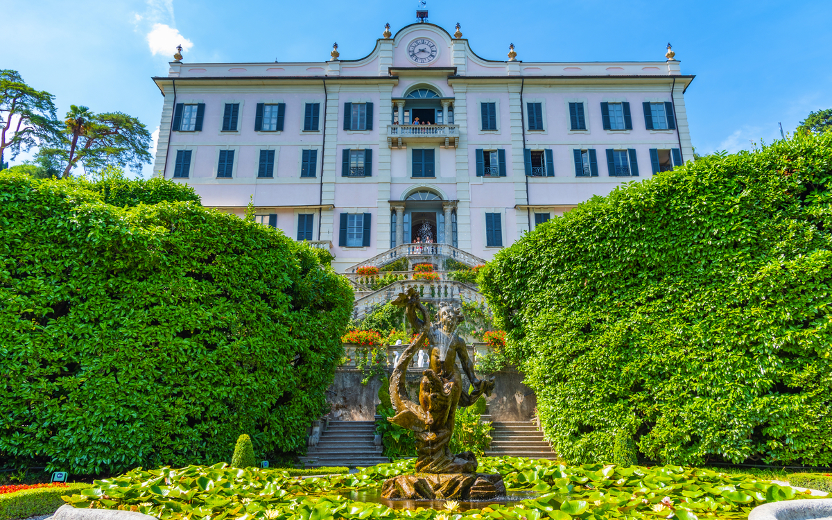 Villa Carlotta in Tremezzo am Comer See, Italien - © dudlajzov - stock.adobe.com