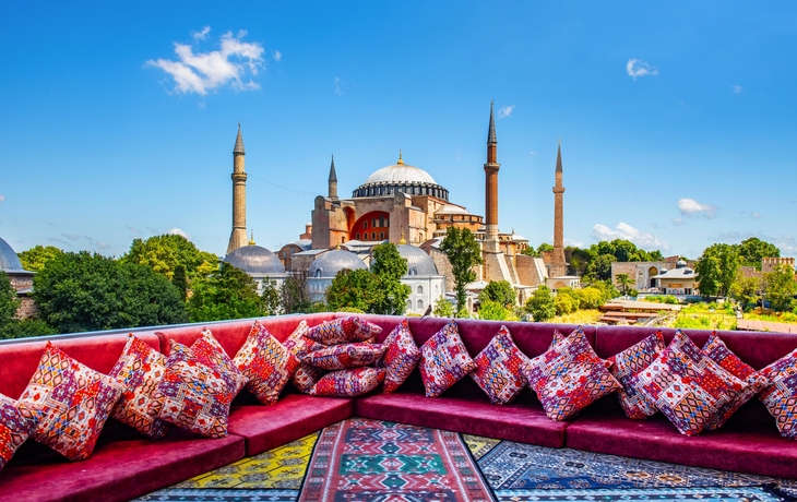 © Resul Muslu/Shutterstock