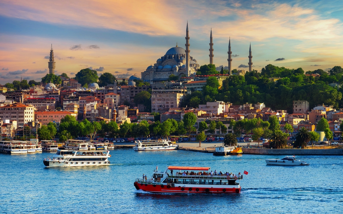 © Guitar photographer/Shutterstock