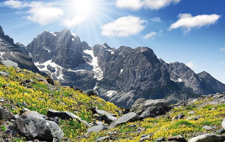 view of the mountain Brenta-Dolomites Italy - © vencav - Fotolia