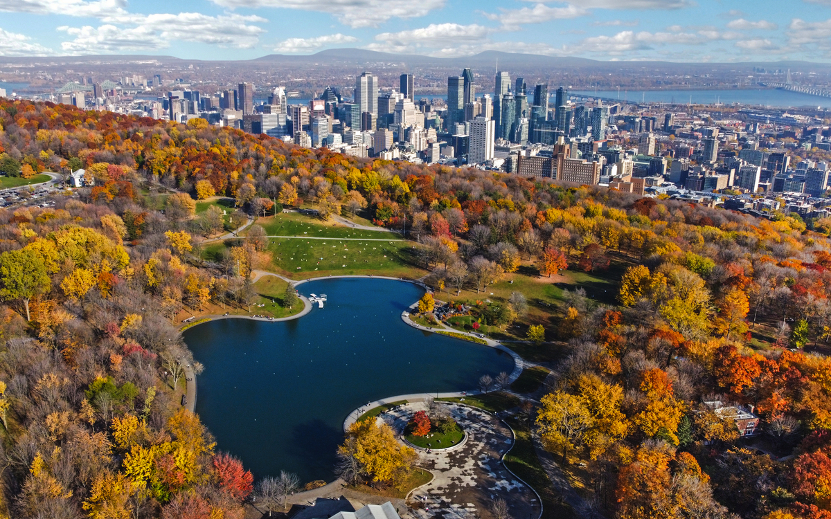 © Firefighter Montreal/Shutterstock