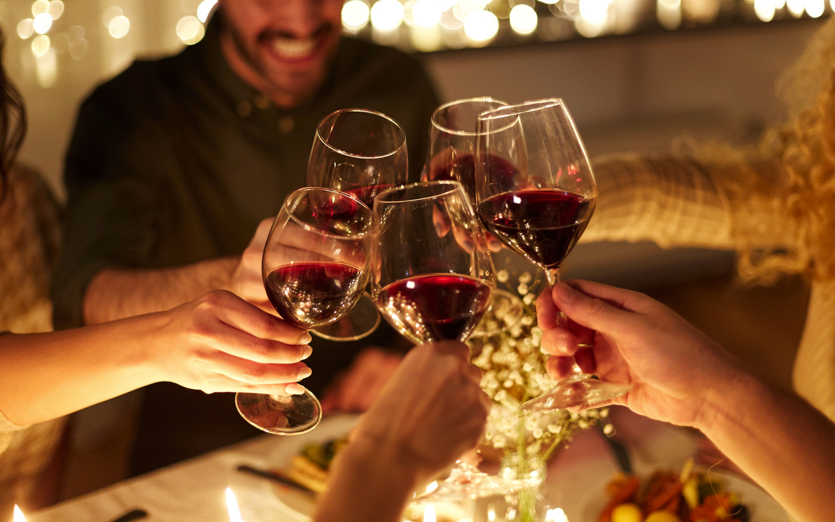 Weihnachtsfeier - © Syda Productions - stock.adobe.com