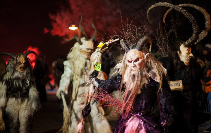 Krampus und Perchten - Brauchtum im Salzburgerland, Österreich - © Manfred Herrmann - stock.adobe.com