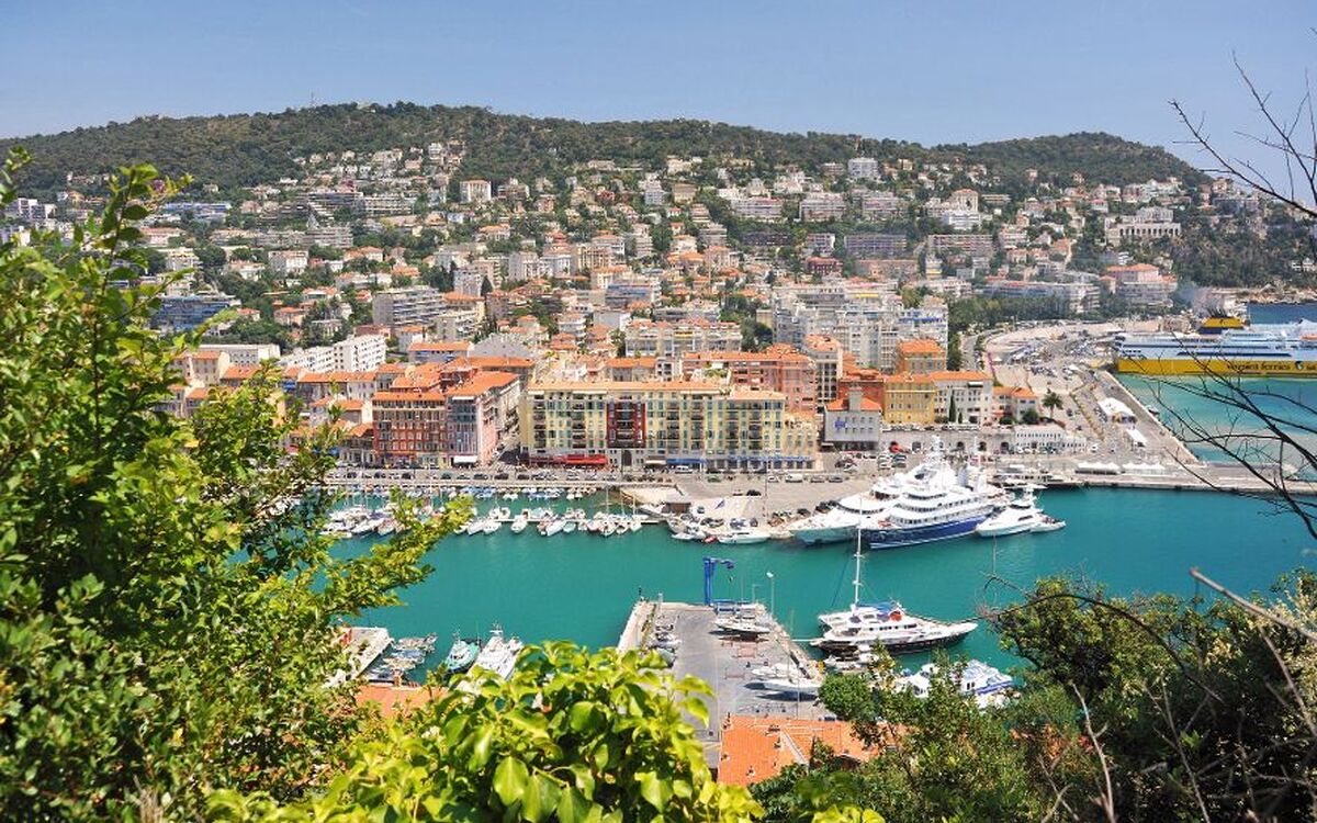 Blick auf den Hafen von Nizza - © Norbert Werner - Fotolia