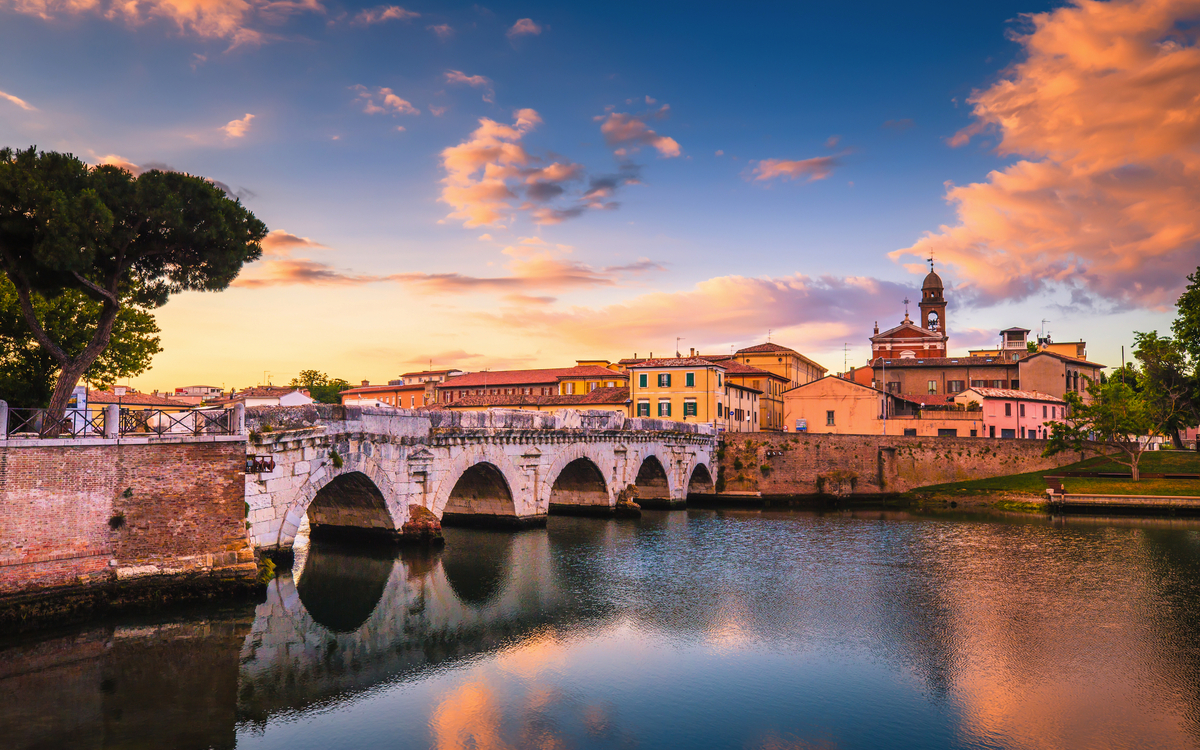 Tiberiusbrücke in Rimini  - © alexugalek - stock.adobe.com