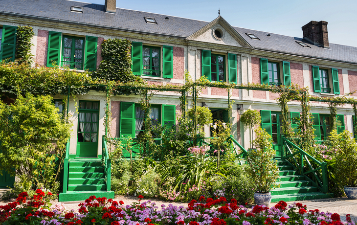 Haus von Claude Monet mit dem Botanischen Garten - © ivoha - stock.adobe.com