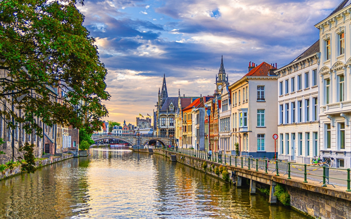 © Aliaksandr Antanovich/Shutterstock