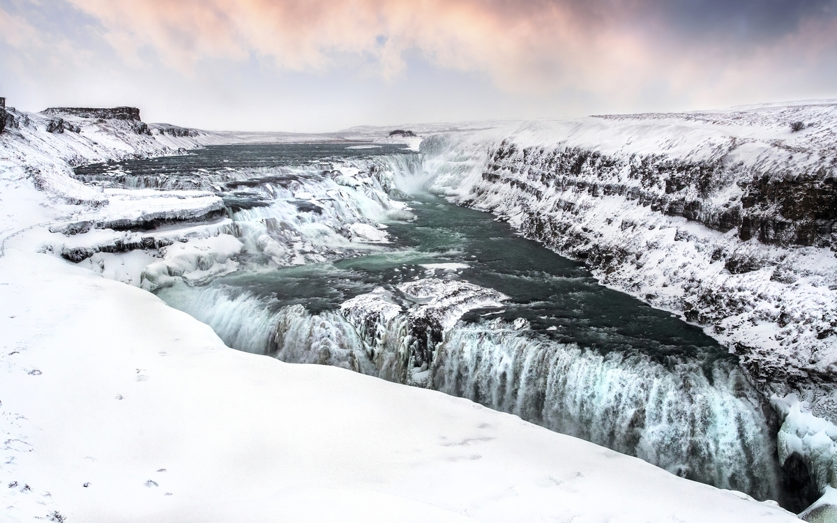 © Jane Rix/Shutterstock