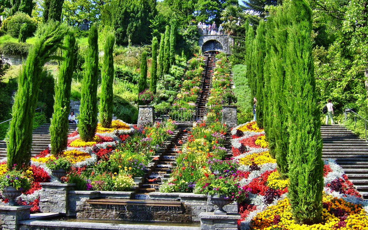 Italienische Wassertreppe auf der Insel Mainau am Bodensee, Deutschland - ©wachtelkoenig - stock.adobe.com