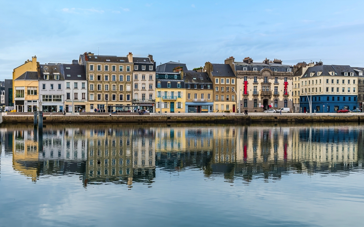 © Nicola Pulham/Shutterstock