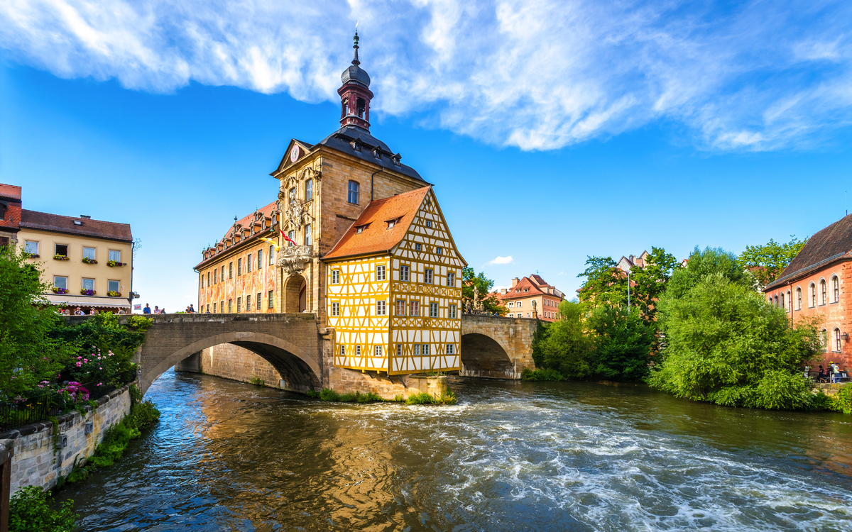 Brückenrathaus in Bamberg, Deutschland - ©pure-life-pictures - stock.adobe.com