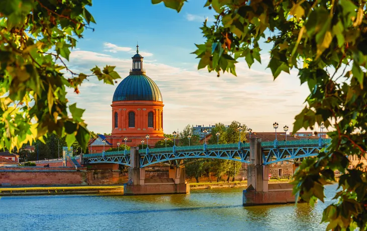 © SerFF79 - stock.adobe.com - Kuppel der Chapelle Saint-Joseph de la Grave in Toulouse