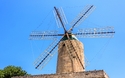 © Stephen Barnes/Shutterstock