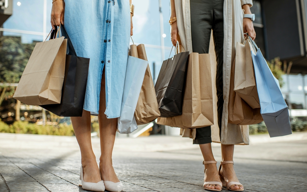 Shopping - Unsplash