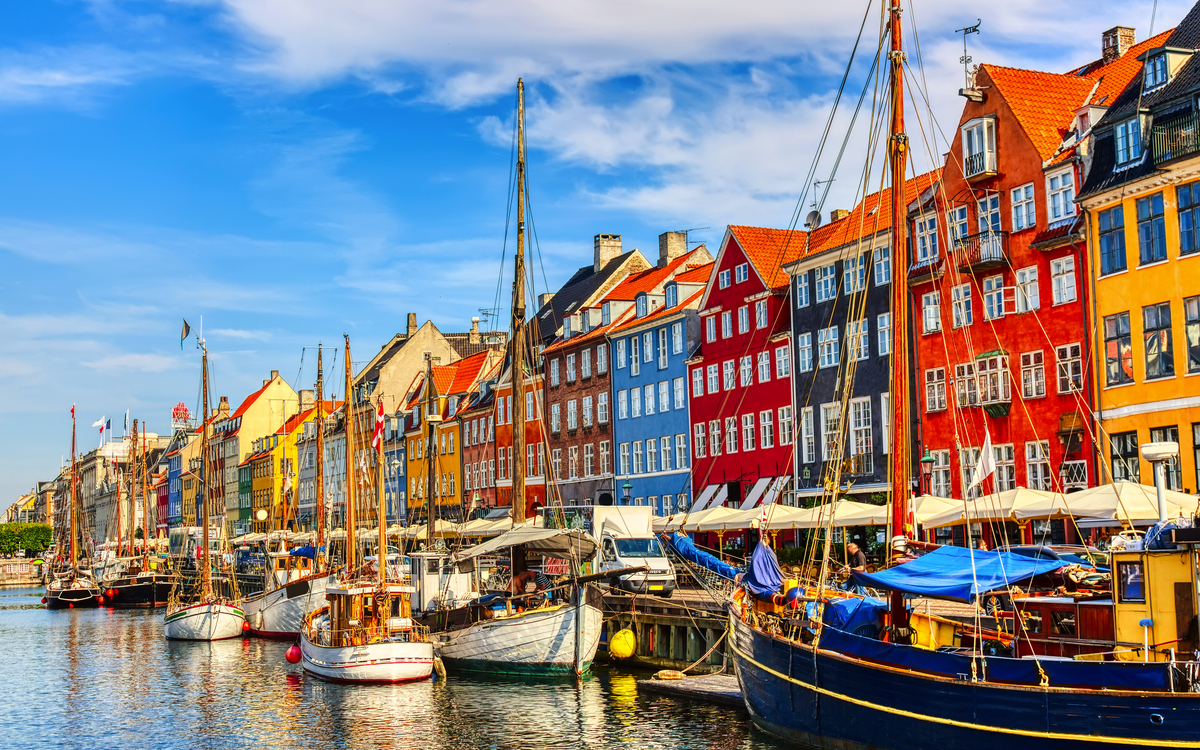 Nyhavn in Kopenhagen - © Nikolay N. Antonov - stock.adobe.com