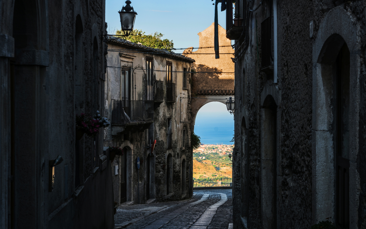 © Raffaele Iemma/Shutterstock