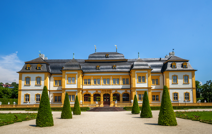 Schloss Veitshöchheim nahe Würzburg in Bayern - ©Sina Ettmer - stock.adobe.com