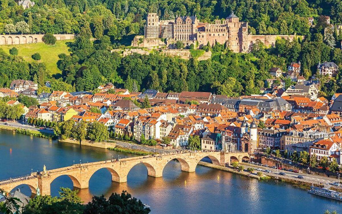 Blick auf Heidelberg - © sborisov - Fotolia