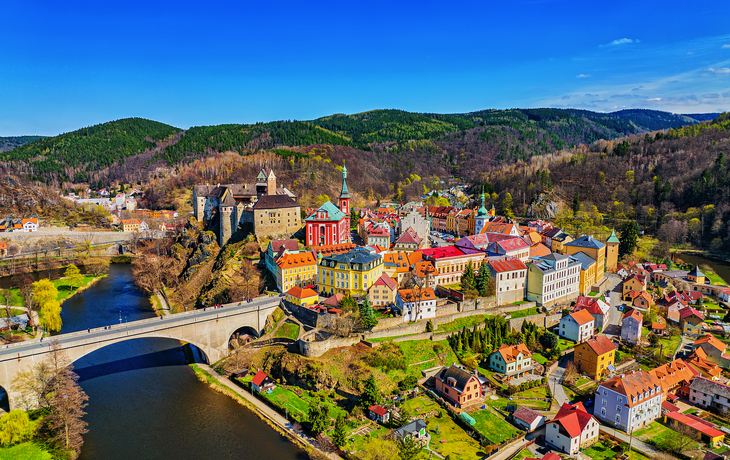 © Lukas - stock.adobe.com - Stadt und Burg von Loket