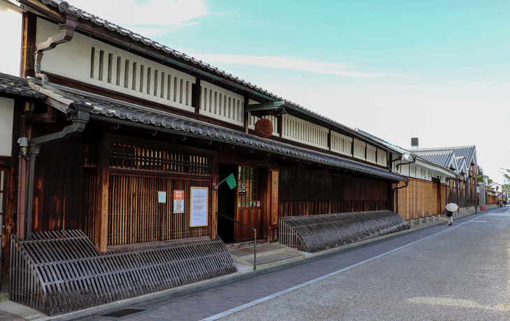 © sasazawa/Shutterstock