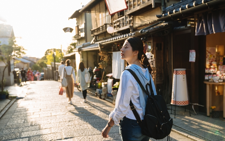 © sasazawa/Shutterstock