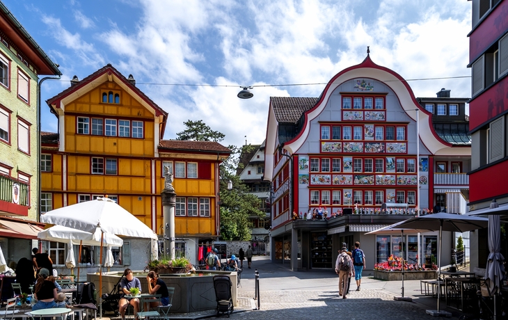 © Sina Ettmer Photography/Shutterstock