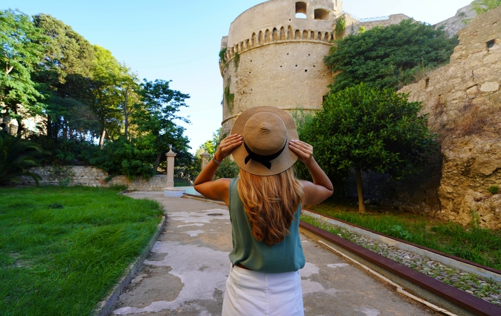 © ernestos vitouladitis/Shutterstock