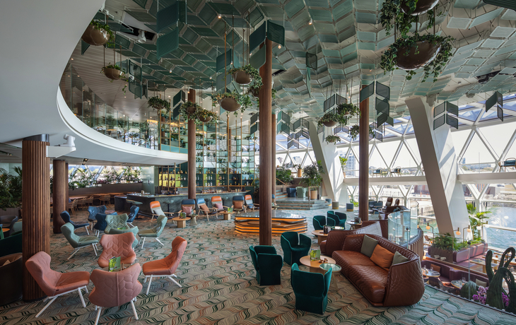 © Celebrity Cruises®