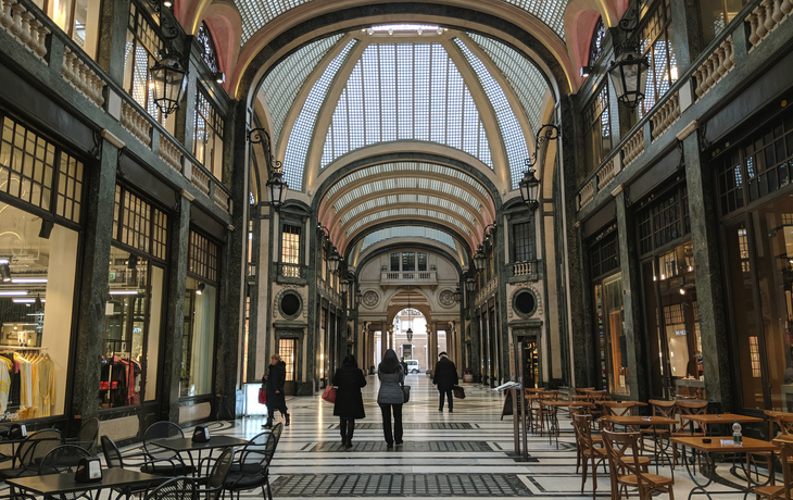 © viviserelli/Shutterstock