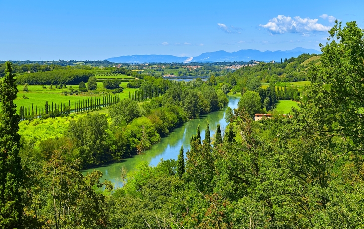 © trabantos/Shutterstock