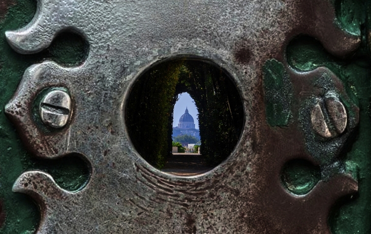 © ArTono/Shutterstock