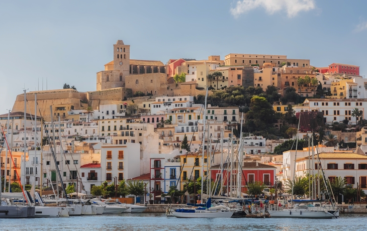 © Unai Huizi Photography/Shutterstock
