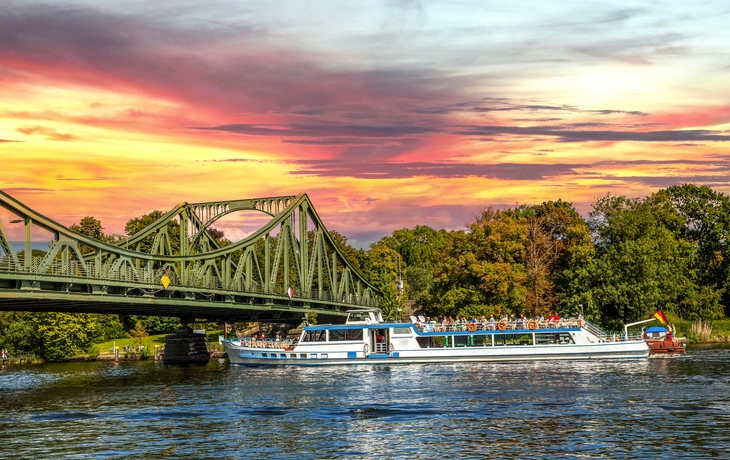 © Sina Ettmer Photography/Shutterstock