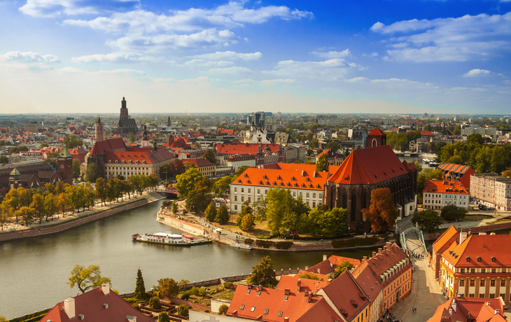© Liya_Blumesser/Shutterstock